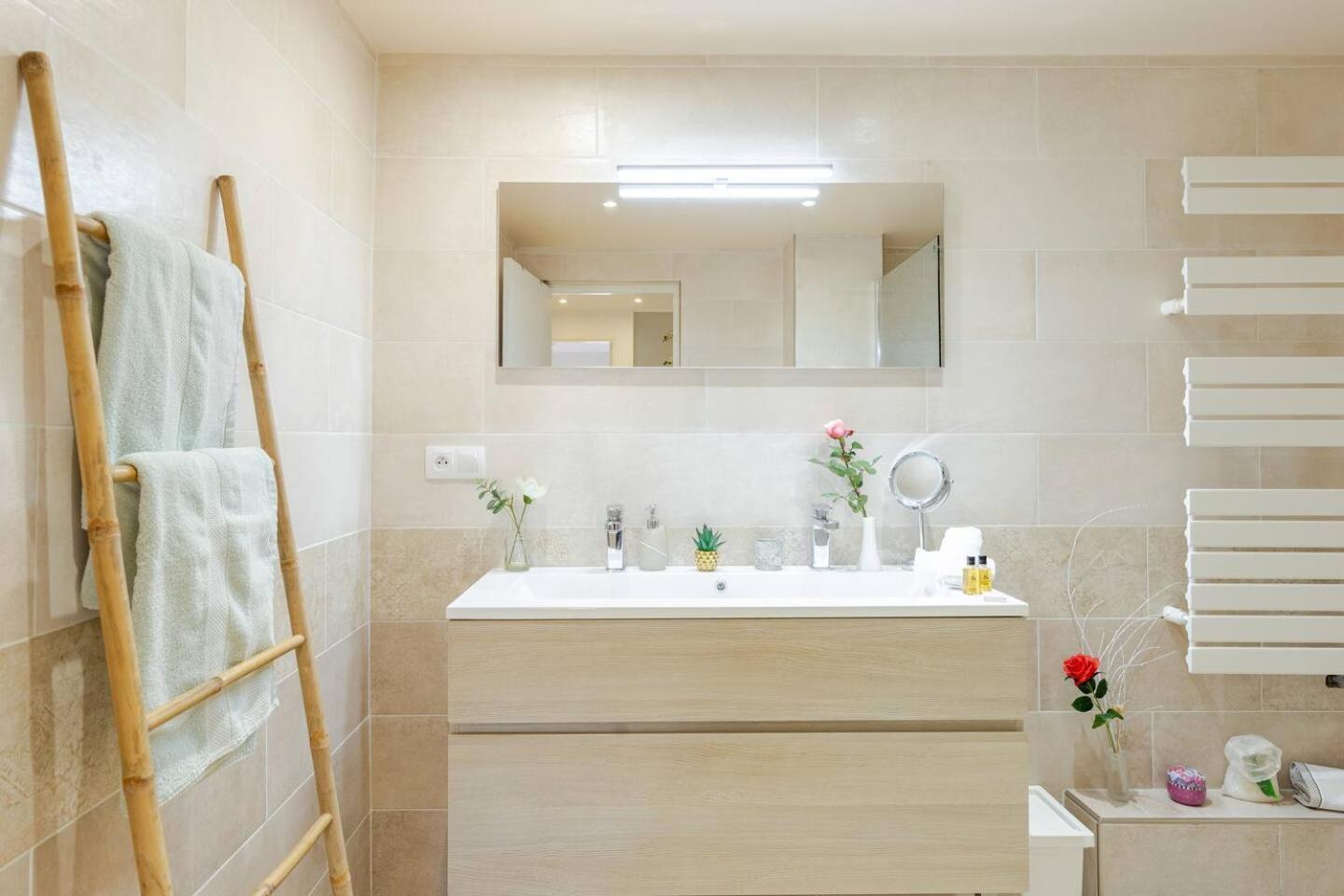 קאן Appartement Cosy Calme Central-Terrasse Proche Palais מראה חיצוני תמונה